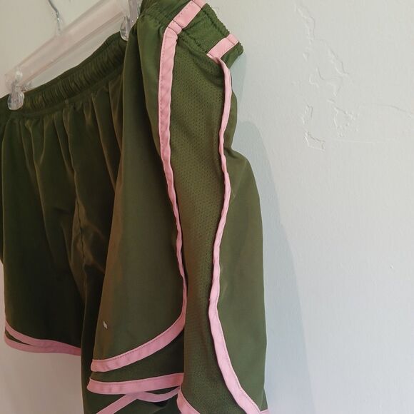 Nike Dri Fit Running Shorts Women's Size 2X Pink & Green - Picture 3 of 6